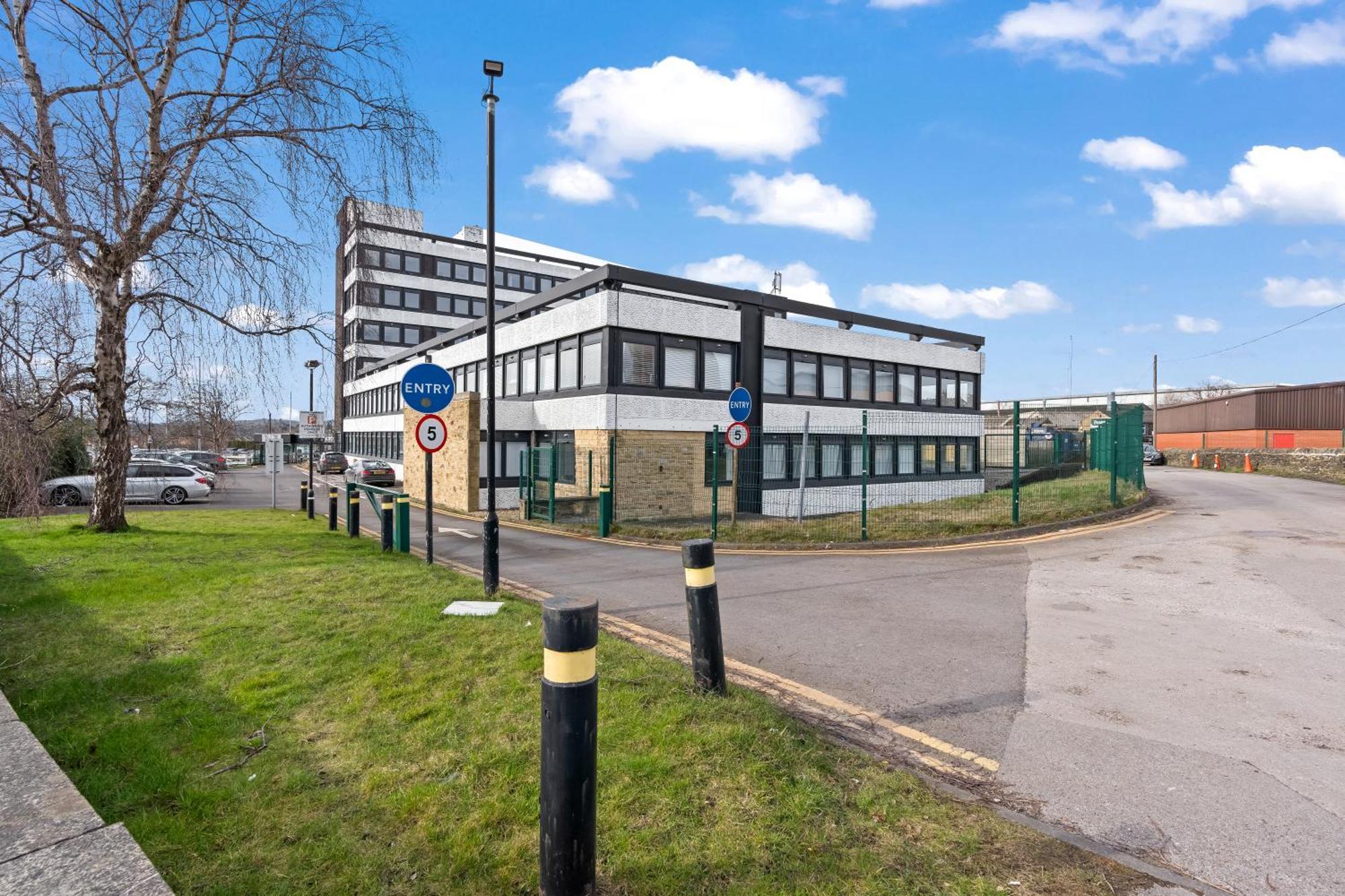 Modern 2-Bed Flat In Leeds Apartment Yeadon Exterior photo